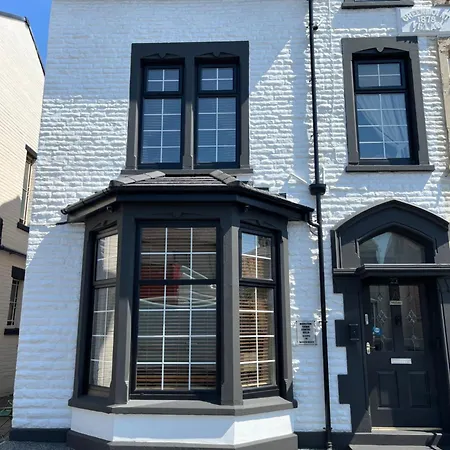 Marston Town Centre Villa Blackpool Exterior photo